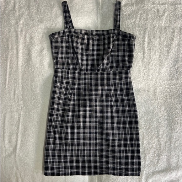 Forever 21 Dresses & Skirts - Forever 21 Vintage Plaid Bodycon Dress